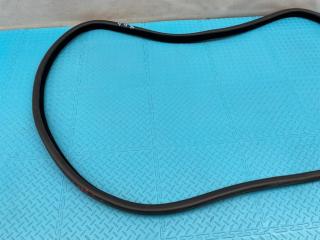 уплотнитель двери BMW 5 серия F07/F10/F11 F10 2012, АКПП, 416 carbon-schwarz (черный), задний привод, правый руль, 51727182288