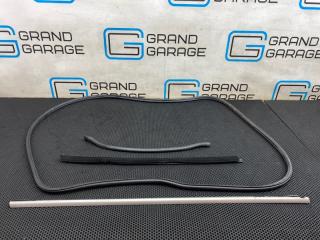 Уплотнитель стекла Porsche Cayenne 955 2005, 2.2 л., АКПП, полный привод, 7L0837911D