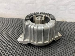 подушка крепления двигателя Mercedes-Benz E-Класс W212/S212/C207/A207 W212 2010, АКПП, задний привод, 2042402317
