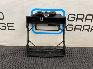 кронштейн радиатора BMW 7 серия F01/F02 F01 2010, АКПП, задний привод, 17217572542