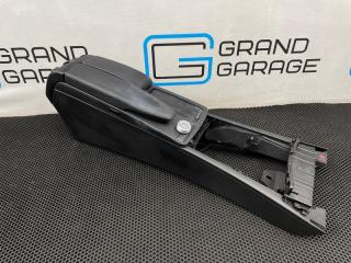 подлокотник Mercedes-Benz C-Класс W204/S204 W204 2011, АКПП, задний привод, A2046800150
