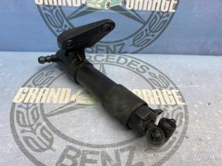 форсунка омывателя фары левая Mercedes-Benz E-Класс W211/S211 2006, АКПП, задний привод, 2118601547