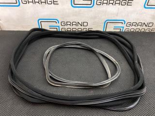 уплотнитель двери Mercedes-Benz C-Класс W204/S204 W204 2009, МКПП, задний привод, 2046970151