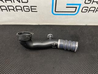патрубок интеркулера BMW 7 серия F01/F02 F01 2010, АКПП, задний привод, 13717594722