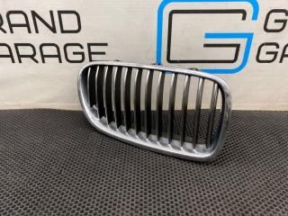 решетка радиатора BMW 5 серия F07/F10/F11 F10 2011, АКПП, задний привод, 51137203650