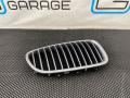 решетка радиатора BMW 5 серия F07/F10/F11 F10 2011, АКПП, задний привод, 51137203650 - фото №3