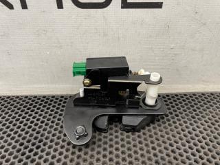 замок багажника Land Rover Discovery 3 поколение L319 2006, АКПП, 603 chawton white solid - белый, полный привод, правый руль, FUG500070