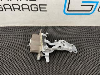петля капота левая Mercedes-Benz E-Класс W212/S212/C207/A207 W212 2009, АКПП, задний привод, A2048800128