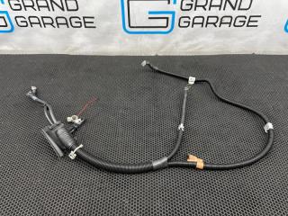 плюсовой провод аккумулятора Mercedes-Benz S-Класс W221 2008, АКПП, задний привод, 2215404335