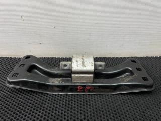 кронштейн КПП Mercedes-Benz C-Класс W204/S204 W204 2010, АКПП, задний привод, 2042421601