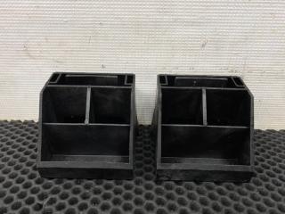 кронштейн радиатора BMW 5 серия E60/E61 E60 2006, АКПП, задний привод, 17117542517