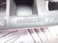 воздухозаборник Peugeot 3008 1 поколение 2011, 1.6 л., дизель, робот, передний привод, правый руль, 9685952880 - фото №4