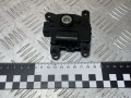 моторчик заслонки печки Kia Sorento 2 поколение 2010, 2.2 л., дизель, МКПП, полный привод, правый руль, H400730820 - фото №2