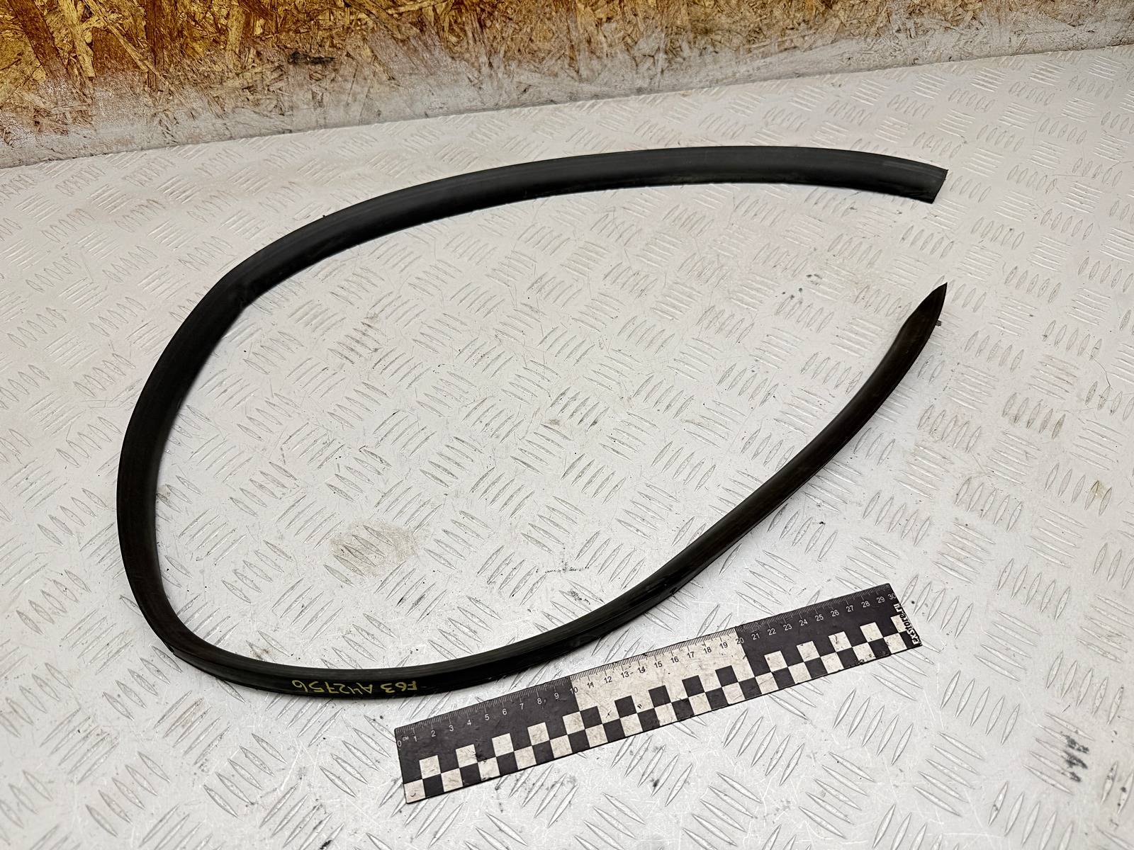 Уплотнитель Opel Insignia 1 купить в Беларуси