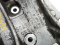 кронштейн генератора Peugeot 607 1 поколение 2002, 2.2 л., 4HX (DW12TED4/FAP), дизель, седан, 9643834880, 96348179 - фото №4
