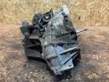 КПП механическая (МКПП) Renault Megane 3 поколение 2010, 1.5 л., K9K 724, дизель, МКПП, хетчбэк 3 дв., правый руль, TL4B045 - фото №2