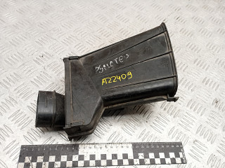 воздухозаборник Skoda Roomster 1 поколение 2007, 1.4 л., дизель, 5J0805971
