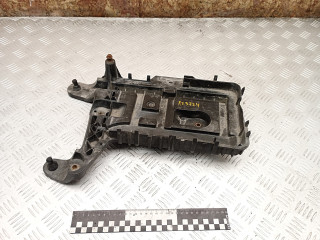 полка аккумулятора Volkswagen Passat B6 2009, 2.0 л., дизель, МКПП, универсал, 1K0915333H, 1K0915333C, 1K0915333D, 1KD915333A, 1K0915321B, 1K0915333, 1K0915333B, 1KD915333, 1KM915333