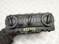 блок управления печки / климат-контроля Mercedes-Benz A W169 2 поколение (2004-2008) 2005, 1.5 л., M 266.920, бензин, МКПП, хетчбэк 5 дв., правый руль, 1698301985, A1698301985 - фото №2