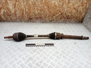 полуось передняя правая (приводной вал, ШРУС) Renault Megane 3 поколение 2010, 1.5 л., K9K 724, дизель, МКПП, хетчбэк 3 дв., правый руль, 8200725502, 8200725500