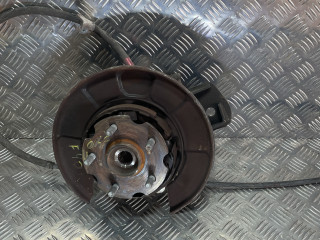 ступица задняя правая Toyota RAV4 3 поколение (XA30) 2008, 2.2 л., D-4D, 2AD-FTV, дизель, МКПП, внедорожник 5 дв.