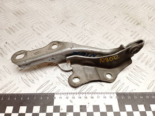 петля капота левая Toyota RAV4 2 поколение (XA20) 2003, 2.0 л., 1CD-FTV, дизель, МКПП, внедорожник 5 дв.