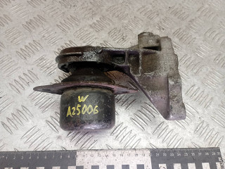 подушка крепления двигателя Volkswagen Golf 3 поколение 1996, 1.9 л., дизель, 191199402A, 191199402C, 1H0199353D