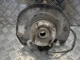 ступица передняя правая Nissan Primera P11 2000, 2.0 л., дизель