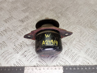 подушка крепления двигателя Volkswagen Passat B4 1996, 1.9 л., дизель, 357199402C, 357199402A, 3A0199402