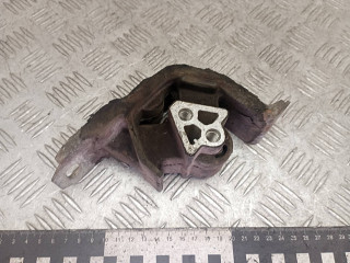 подушка крепления двигателя Opel Corsa B 1996, 1.0 л., бензин, 90575225