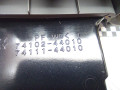 пепельница Toyota RAV4 2 поколение (XA20) 2003, 2.0 л., 1CD-FTV, дизель, МКПП, внедорожник 5 дв., 7410244010, 7411144010, 5542042010, 5542042020 - фото №7