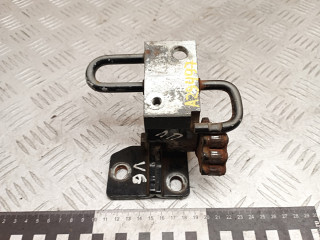 петля двери Volkswagen Passat B6 2007, 2.0 л., дизель, АКПП, универсал, 3C0831411A