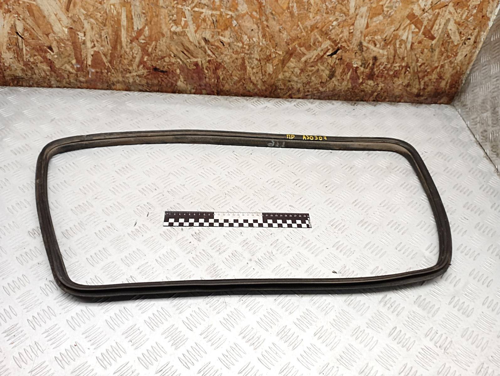 Уплотнитель Fiat Punto 1 (176) купить в Беларуси