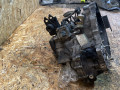 КПП механическая (МКПП) Toyota RAV4 2 поколение (XA20) 2003, 2.0 л., 1CD-FTV, дизель, МКПП, внедорожник 5 дв., 3030042120 - фото №3