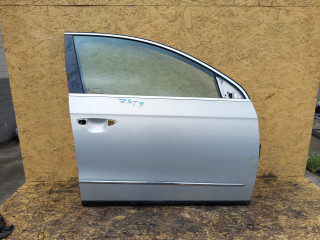 дверь передняя правая Volkswagen Passat B6 2009, 2.0 л., дизель, МКПП, универсал