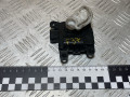 моторчик заслонки печки Kia Sorento 2 поколение 2010, 2.2 л., дизель, МКПП, полный привод, правый руль, H400730820 - фото №2