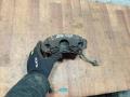 суппорт передний левый Renault Laguna 2 поколение 2004, 1.9 л., дизель, МКПП, хетчбэк 5 дв. - фото №4