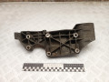 кронштейн генератора Volkswagen Caddy 3 поколение 2008, 1.9 л., BLS, дизель, АКПП, 045903143F, R045903143F - фото №3