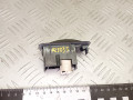 кнопка стеклоподъемника двери задней левой Toyota RAV4 2 поколение (XA20) 2003, 2.0 л., 1CD-FTV, дизель, МКПП, внедорожник 5 дв. - фото №2
