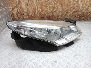 фара правая Renault Megane 3 поколение 2010, 1.5 л., K9K 724, дизель, МКПП, хетчбэк 3 дв., правый руль, 1305236457