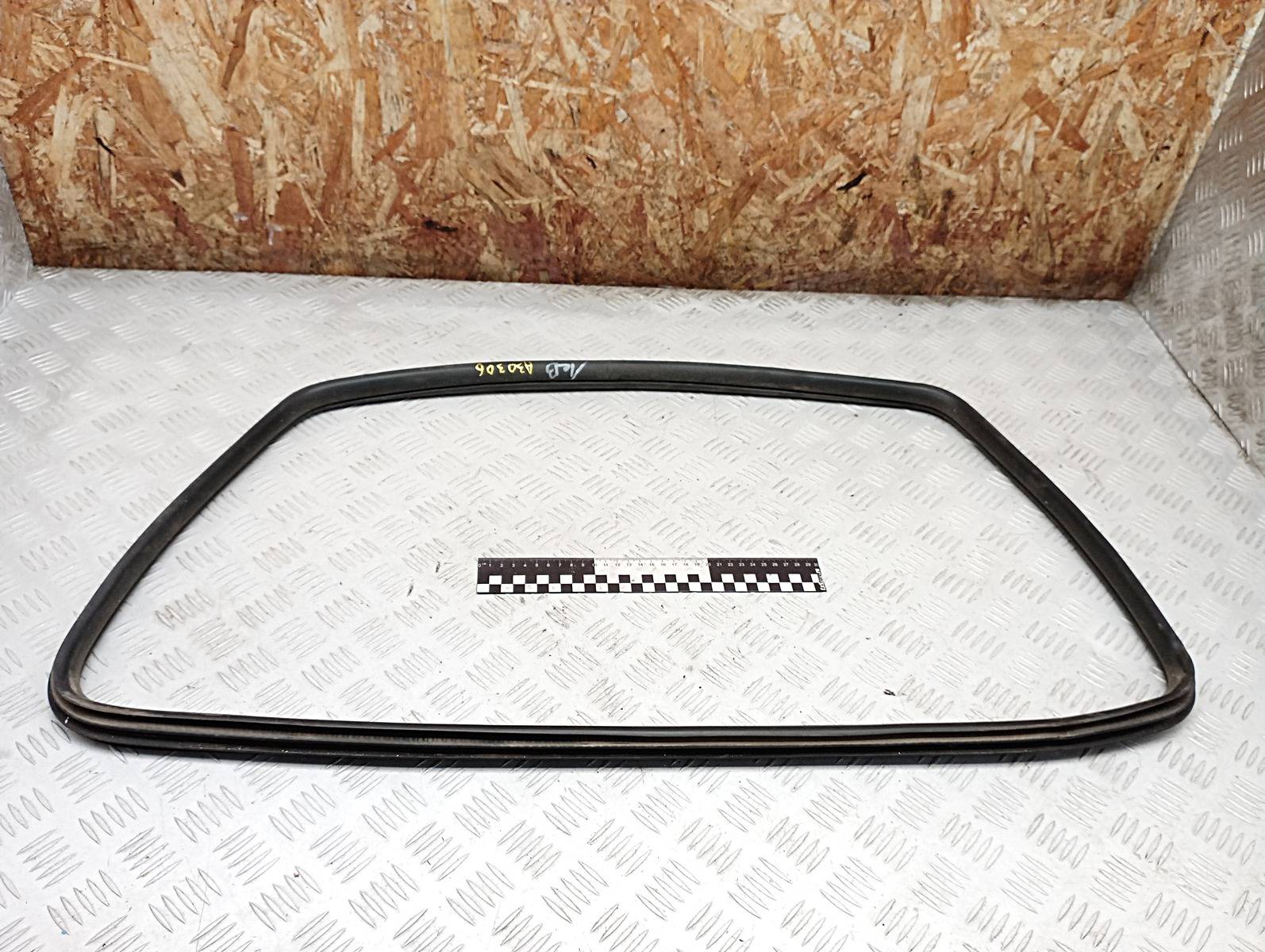 Уплотнитель Fiat Punto 1 (176) купить в Беларуси