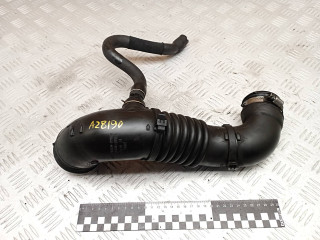 патрубок воздушного фильтра Toyota RAV4 2 поколение (XA20) 2003, 2.0 л., 1CD-FTV, дизель, МКПП, внедорожник 5 дв., 1788027060, 1788127090