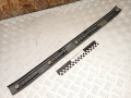 накладка двери (крышки) багажника Toyota RAV4 2 поколение (XA20) 2003, 2.0 л., 1CD-FTV, дизель, МКПП, внедорожник 5 дв., 5838742020 - фото №2