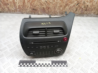 магнитола Honda Civic 8 поколение 2008, 2.2 л., N22A2, дизель, МКПП, хетчбэк 5 дв., правый руль, 39100SMGE016M1
