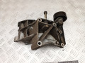 кронштейн генератора Peugeot 607 1 поколение 2002, 2.2 л., 4HX (DW12TED4/FAP), дизель, седан, 9643834880, 96348179 - фото №3