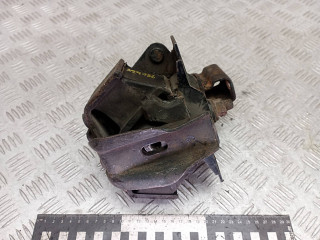 подушка крепления двигателя Chrysler Voyager 2 поколение 1994, 2.5 л., дизель, 4668026