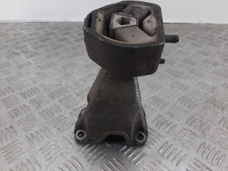 кронштейн КПП Audi A4 B5 1999, 1.8 л., i, бензин, 8D0399113AB
