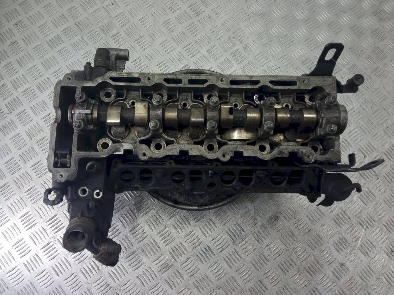 головка блока цилиндров Opel Zafira 1 поколение (A) 2003, 2.2 л., DTi, R9128018 - фото №1