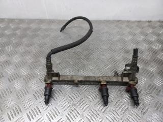 топливная рампа Opel Omega B 1996, 2.0 л., i, 90411551