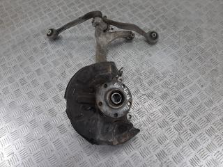 кулак поворотный левый Audi A4 B6 2003, 2.0 л., ALT, бензин